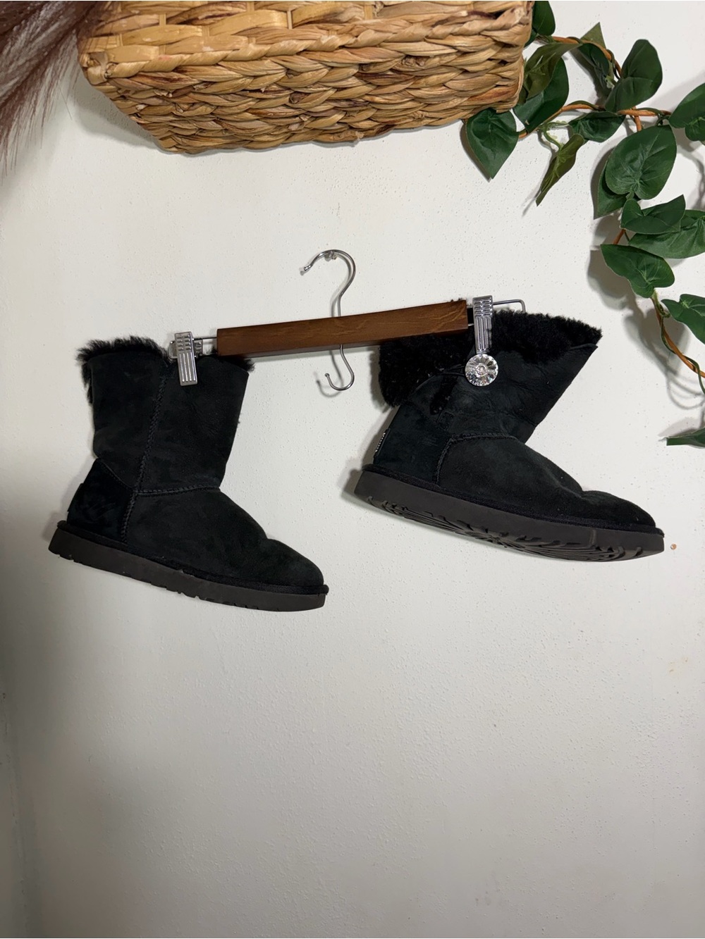 UGG Black Short Shearling Ankle Boots with Stud Logo - Picture 4 of 5